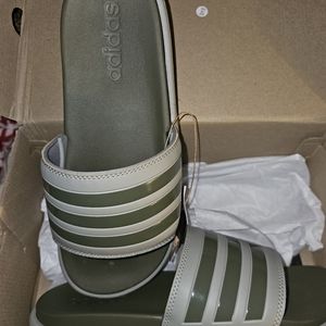 Adidas slides Men's 10